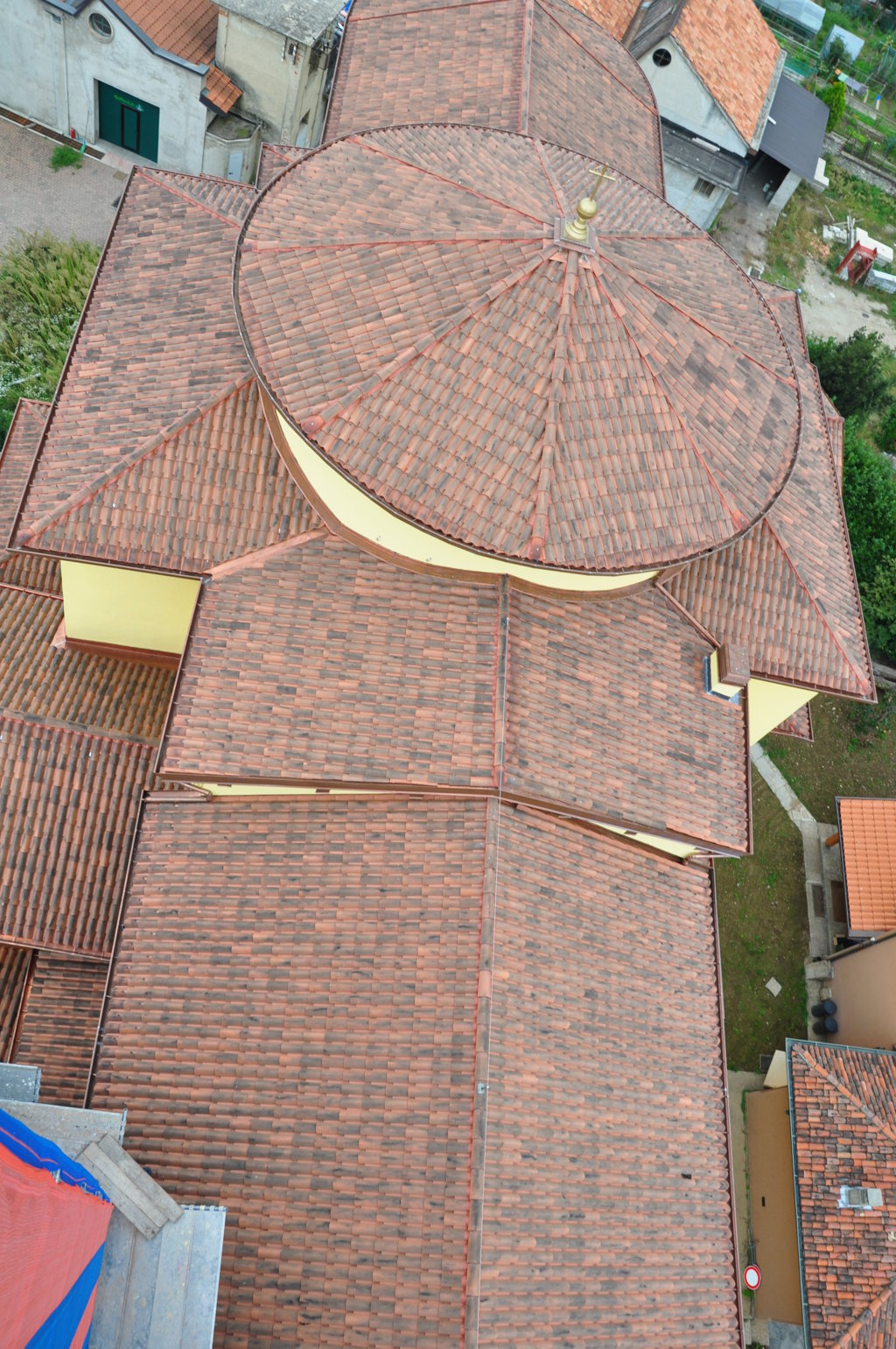 Ristrutturazione tetto Chiesa di Bregnano (CO)